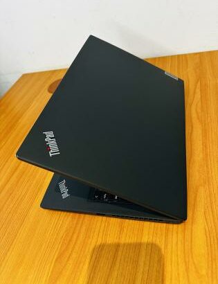 *Lap Top Semi-Novo 01 Ano de Garantia *Ultrabook  Lenovo ThinkPad X13 Gen 3 Carbon + Magnesium *intel core I7-1255U 1.70 GHZ 12 TH Gen  (12 CPUs) 13.3