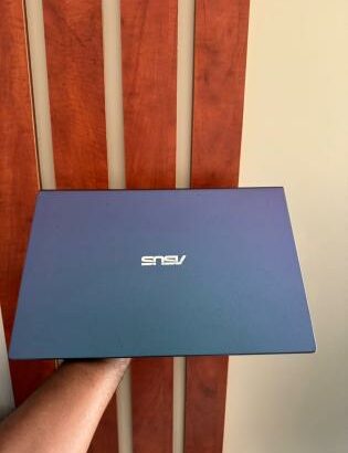 Laptop Asus X515J core l3 10geracao 8Ram 256SSD 15.6 Polegadas. F25