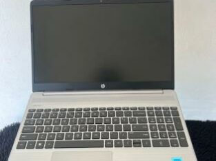 Laptop Hp 250 G9  Intel celeron (R) N4500 12 geração  8RAM  256SSD 15.6 Polegadas. F25
