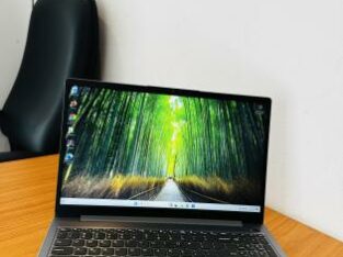 Lenovo Ideapad 3 Intel Core I5-1135G7 2.40 GHZ (8 CPUs) 8 GB DDR4 SDRAM,512 GB SSD NVMe,15.6 polegadas, Teclado Contabilístico , Internet Íris Xe Grap