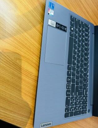 Lenovo Ideapad 3 Intel Core I5-1135G7 2.40 GHZ (8 CPUs) 8 GB DDR4 SDRAM,512 GB SSD NVMe,15.6 polegadas, Teclado Contabilístico , Internet Íris Xe Grap