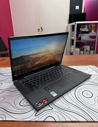 Lenovo Ideapad Flex 5 2in1 x360 Convertible Touch AMD Ryzen 3 4300U 8GB RAM 256GB SSD AMD Radeon Graphics