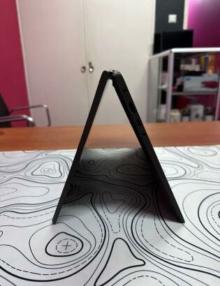 Lenovo Ideapad Flex 5 2in1 x360 Convertible Touch AMD Ryzen 3 4300U 8GB RAM 256GB SSD AMD Radeon Graphics