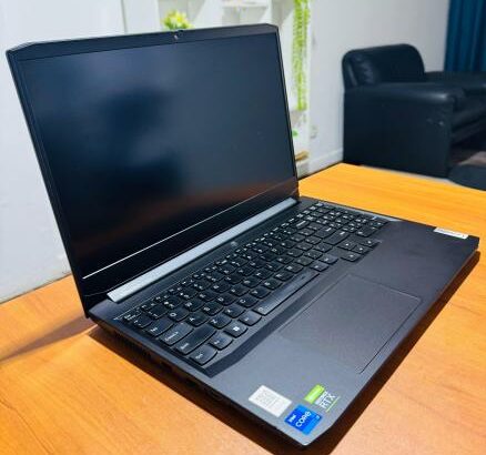 Lenovo Ideapad Gaming 3 i7 11th 16GB RAM 1TB+256GB SSD RTX 3050 4GB