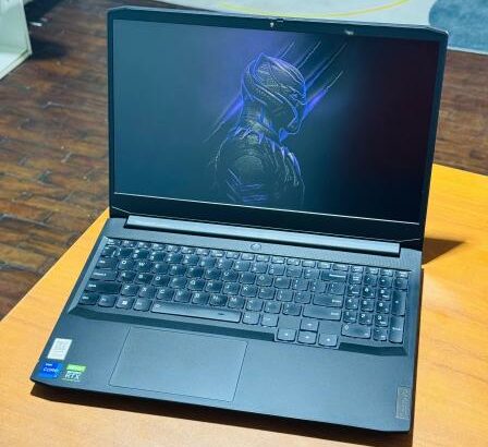 Lenovo Ideapad Gaming 3 i7 11th 16GB RAM 1TB+256GB SSD RTX 3050 4GB