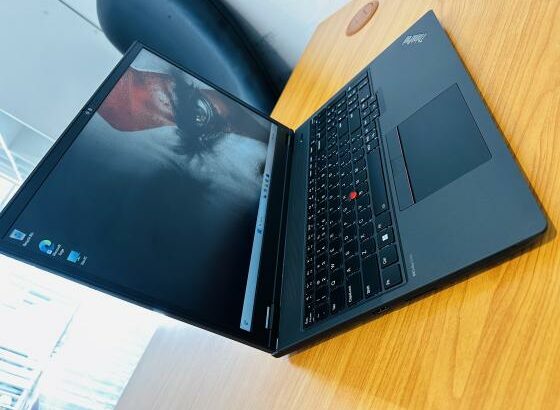 Lenovo ThinkPad P16V Graphical and Workstation Design Machine Decima Terceira Geração  Intel Core I7-13700H ,20(CPUs)16 GB DDR5 SDRAM, 512 GB SSD, Int