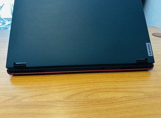 Lenovo ThinkPad P16V Graphical and Workstation Design Machine Decima Terceira Geração  Intel Core I7-13700H ,20(CPUs)16 GB DDR5 SDRAM, 512 GB SSD, Int