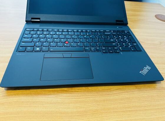 Lenovo ThinkPad P16V Graphical and Workstation Design Machine Decima Terceira Geração  Intel Core I7-13700H ,20(CPUs)16 GB DDR5 SDRAM, 512 GB SSD, Int