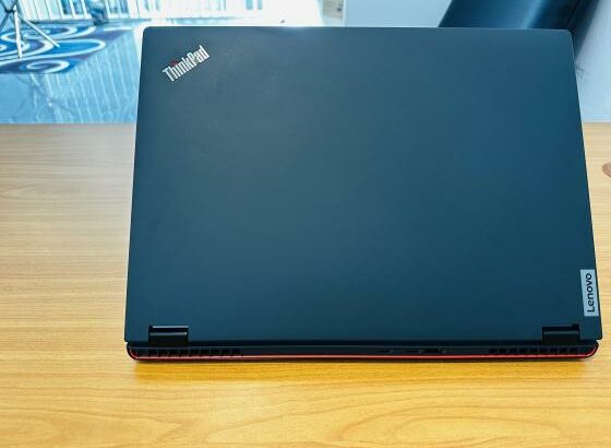 Lenovo ThinkPad P16V Graphical and Workstation Design Machine Decima Terceira Geração  Intel Core I7-13700H ,20(CPUs)16 GB DDR5 SDRAM, 512 GB SSD, Int