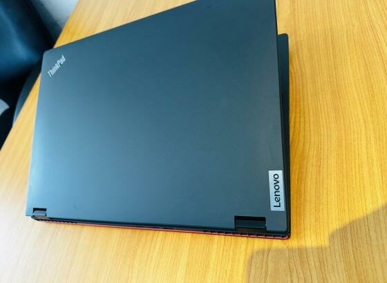Lenovo ThinkPad P16V Graphical and Workstation Design Machine Decima Terceira Geração  Intel Core I7-13700H ,20(CPUs)16 GB DDR5 SDRAM, 512 GB SSD, Int