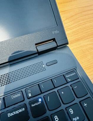 Lenovo ThinkPad P16V Graphical and Workstation Design Machine Decima Terceira Geração  Intel Core I7-13700H ,20(CPUs)16 GB DDR5 SDRAM, 512 GB SSD, Int