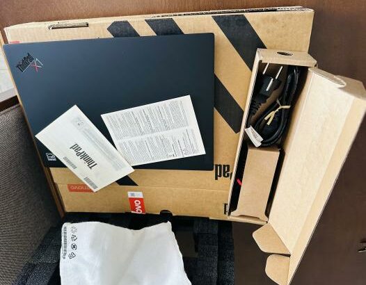 Lenovo Thinkpad X1 Carbon Novinho Nunca Usado  Intel Core I5-1335U  13TH Gen( Décima Terceira Geração) 16 GB DDR4 SDRAM 512 GB SSD NVME (01 ANO de Gar