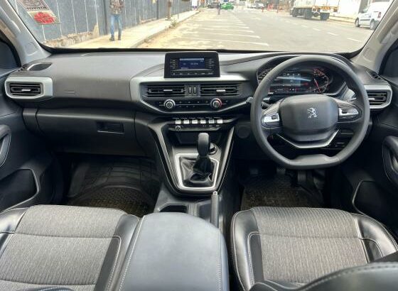 Peugeot Landtrek – comprado no agente