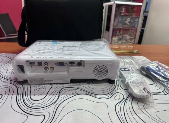 Projetor Epson EB-X400 3LCD 3.300 Lumens 10h