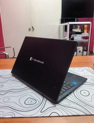 Toshiba Dynabool i3 11th 8GB RAM 255GB SSD