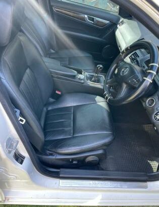 VENDA: MERCEDES BENZ C-200  KOMPRESSOR