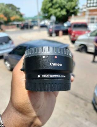 adaptador de lente Canon EF- para EOS  M
