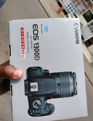 Canon EOS 1300D selada