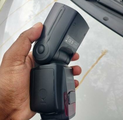 flash externo YONGNO 560 IIIVendido