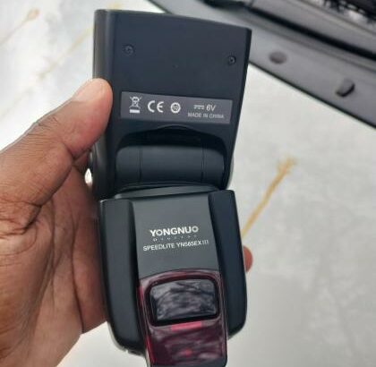 flash externo YONGNO 560 IIIVendido