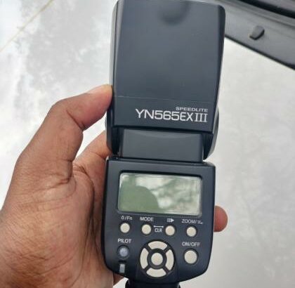 flash externo YONGNO 560 IIIVendido