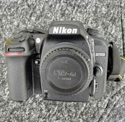 Nikon D7500 corpo