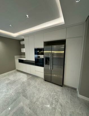 Vende-se este apartamento Tipo 3, no bairro de Som marchild 2