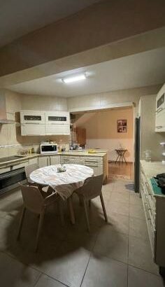 Vende-se Geminada, tipo4 no bairro da costa do sol triunfo 2
