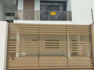 Vende-se Moradia, duplex tipo4 no bairro da costa do sol Mapulene