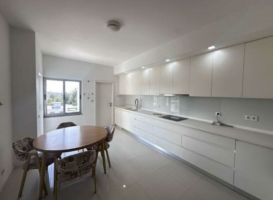 Vende-se excelente apartamento, tipo3 no bairro da Costa do Sol