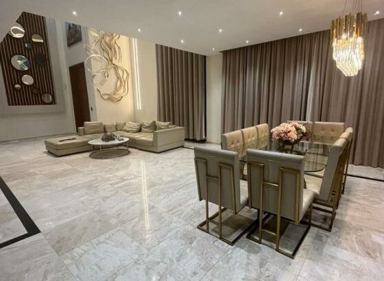 BAIXOU Luxuosa Moradia  dos sonhos Quase n berma da estrada em Mapulene bombas Galp