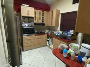 Vende-se AP T3 n Alto-mae zona nobre próximo do forno