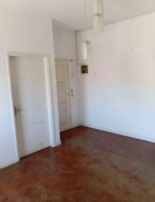 Baixou AP T3 n Alto-mae rua do King pie/escola de condução
