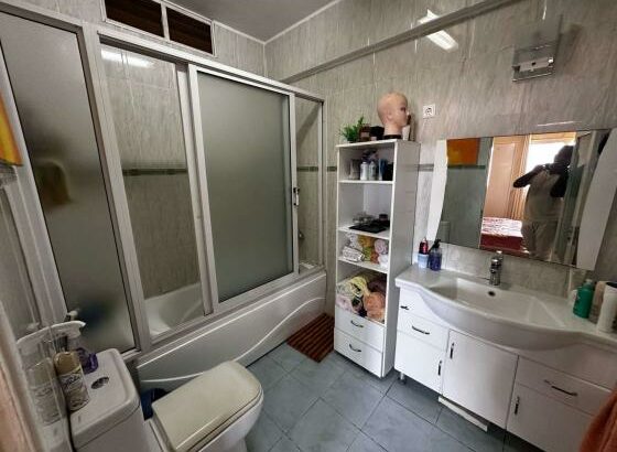 Vende-se AP T3 n Alto-mae zona nobre próximo do forno