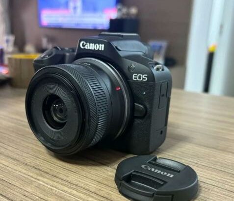 Canon EOS R50