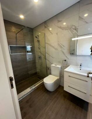 arrendo Luxuosa Moradia T5, no bairro Triunfo Maput