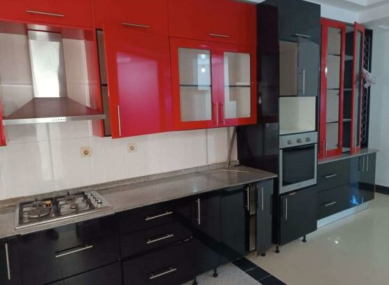 Arrenda-se Apartamento T3 no Condomínio Queens village