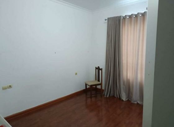 Arrenda-se Apartamento T3 no Condomínio Queens village