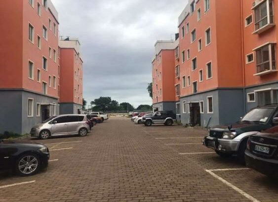 Arrenda-se Apartamento T3 no Condomínio Queens village