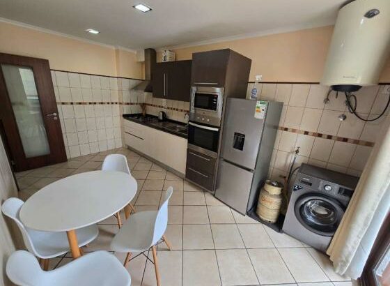 Arrenda-se Flat Tipo 2 Mobiliada na Matola