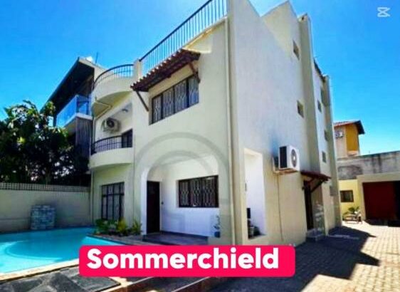Arrenda-se Duplex T.5 na Sommerschield