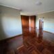 Vende-se Casa Tipo 4 no Condomínio Monomutapa