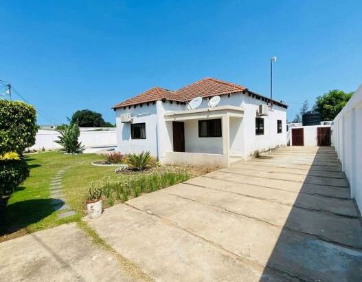 Vende-se Casa Tipo 2 no Chiango