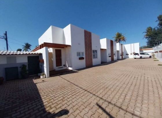 Vende-se Casas T.2 no Condomínio Fomento