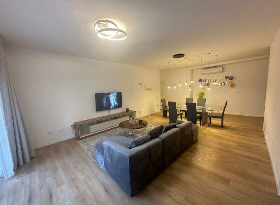 Arrenda-se Tipo 3 Mobilada na Dona Alice