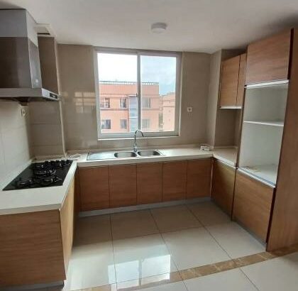 Arrenda-se Flat Tipo 3 no King’s Village