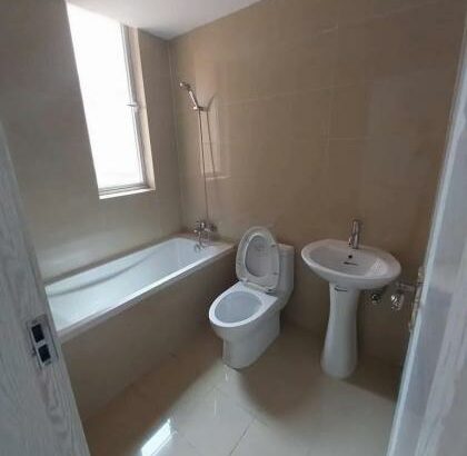 Arrenda-se Flat Tipo 3 no King’s Village