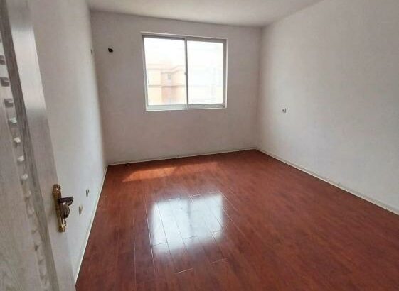 Arrenda-se Flat Tipo 3 no King’s Village