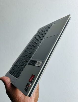 Lenovo Ideapad  Flex 5 Convertible 360 Graus 2-in-1 Touchscreen, 11th Geração ,AMD RYZEN 5. 5500U CPU @ 2.10GHz ,16 GB DDR4 SDRAM ,512 GB SSD NVMe,AMD