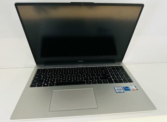 Huawei MateBook D16 Metálico Intel Core i7-12700H 12 TH Generarion (20CPUs) , 2.30GHZ , 16 GB DDR5 SDRAM , 512 GB SSD NVMe,Intel Íris Xe Graphics , 15